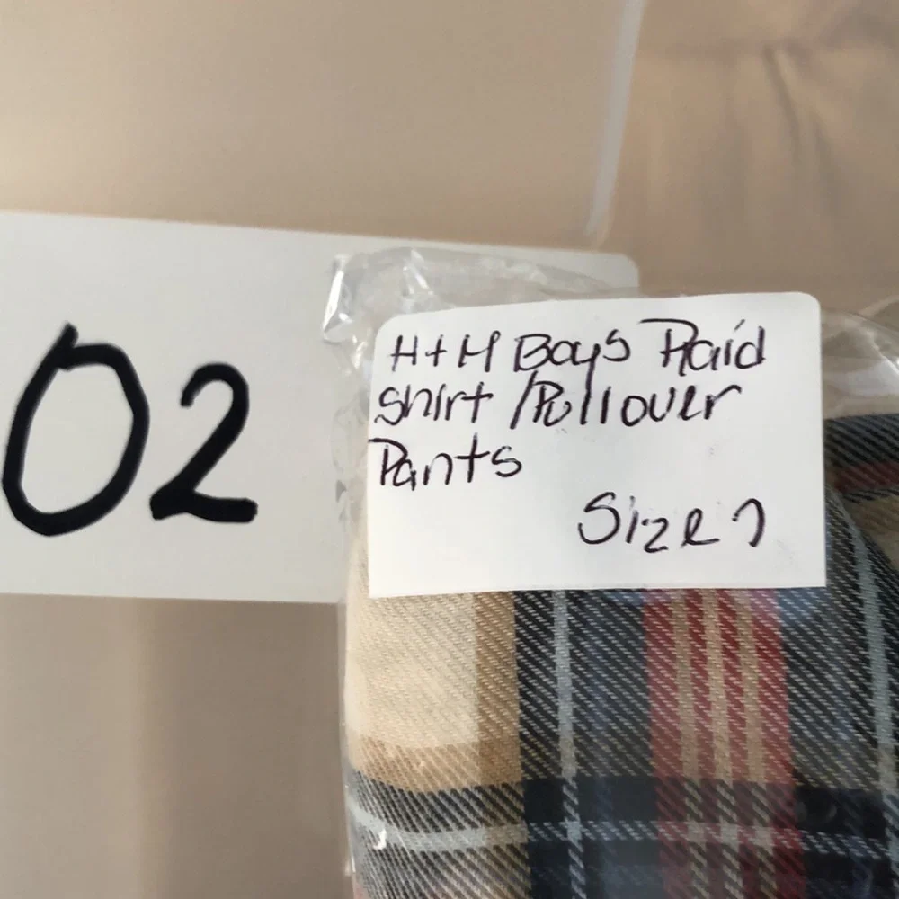 H&M Boys Plaid Shirt Long Sleeve Button / Olive Green Pullover Pants Size 7